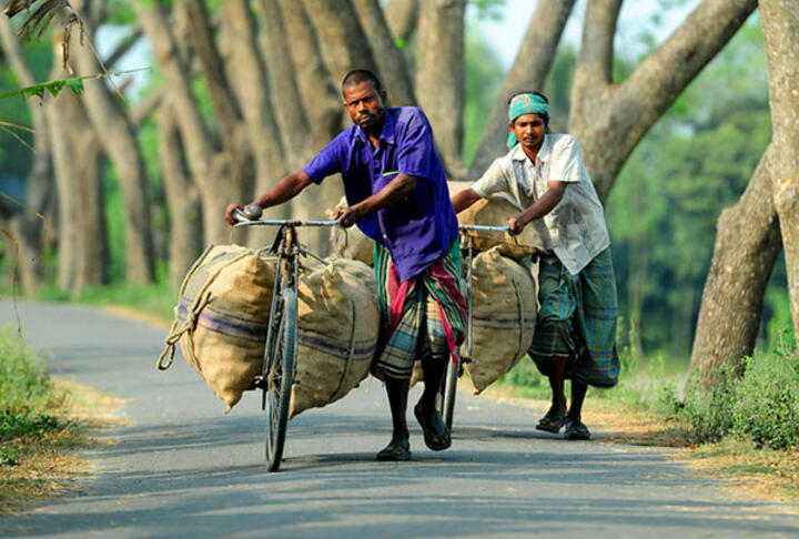 Enabling Data-Driven Financing for Smallholder Farmers Enabling Data-Driven Financing for Smallholder Farmers
