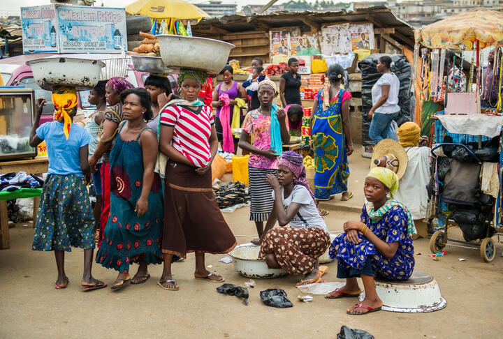Gaming for Good - Using Simulation to Help Micro-entrepreneurs Get Financing Gaming for Good - Using Simulation to Help Micro-entrepreneurs Get Financing
